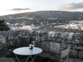 Il Corvo di Pietra – Boutique Home Vacations in Sicily.