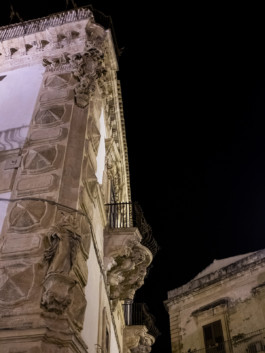 Il Corvo di Pietra – Boutique Home Vacations in Sicily.